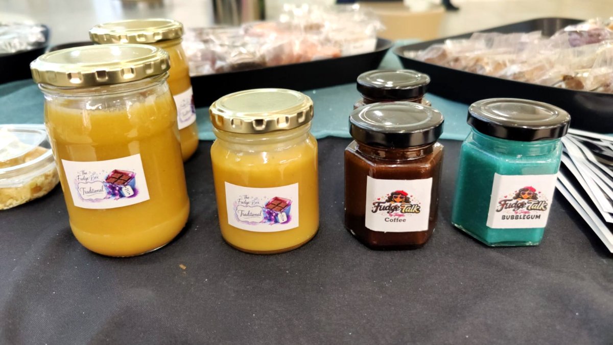 Fudge jars in small, medium and large